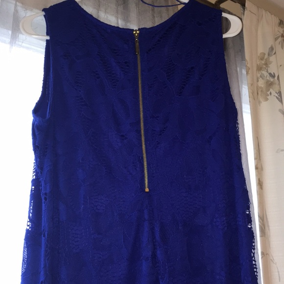 Sleeveless Blue Lace Dress - Picture 3 of 3